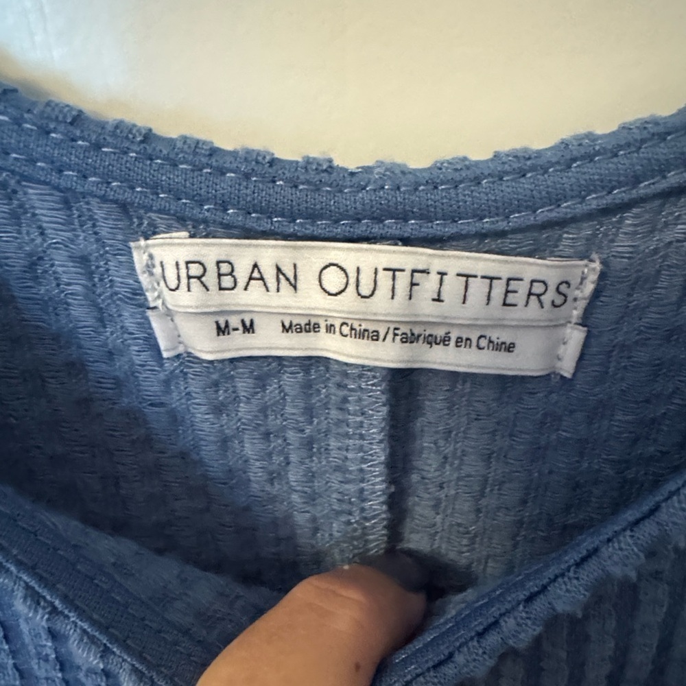Urban Outfitters Blue Textured Sleeveless Romper - Picture 3 of 4